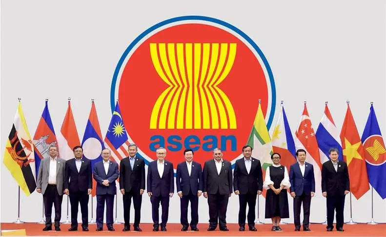Vai trò của ASEAN trong khu vực và thế giới